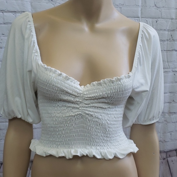 Brand new white halter top - Picture 2 of 4